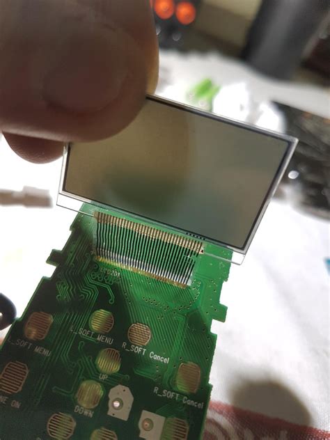 Repair a Malfunctioning LCD : 5 Steps (.